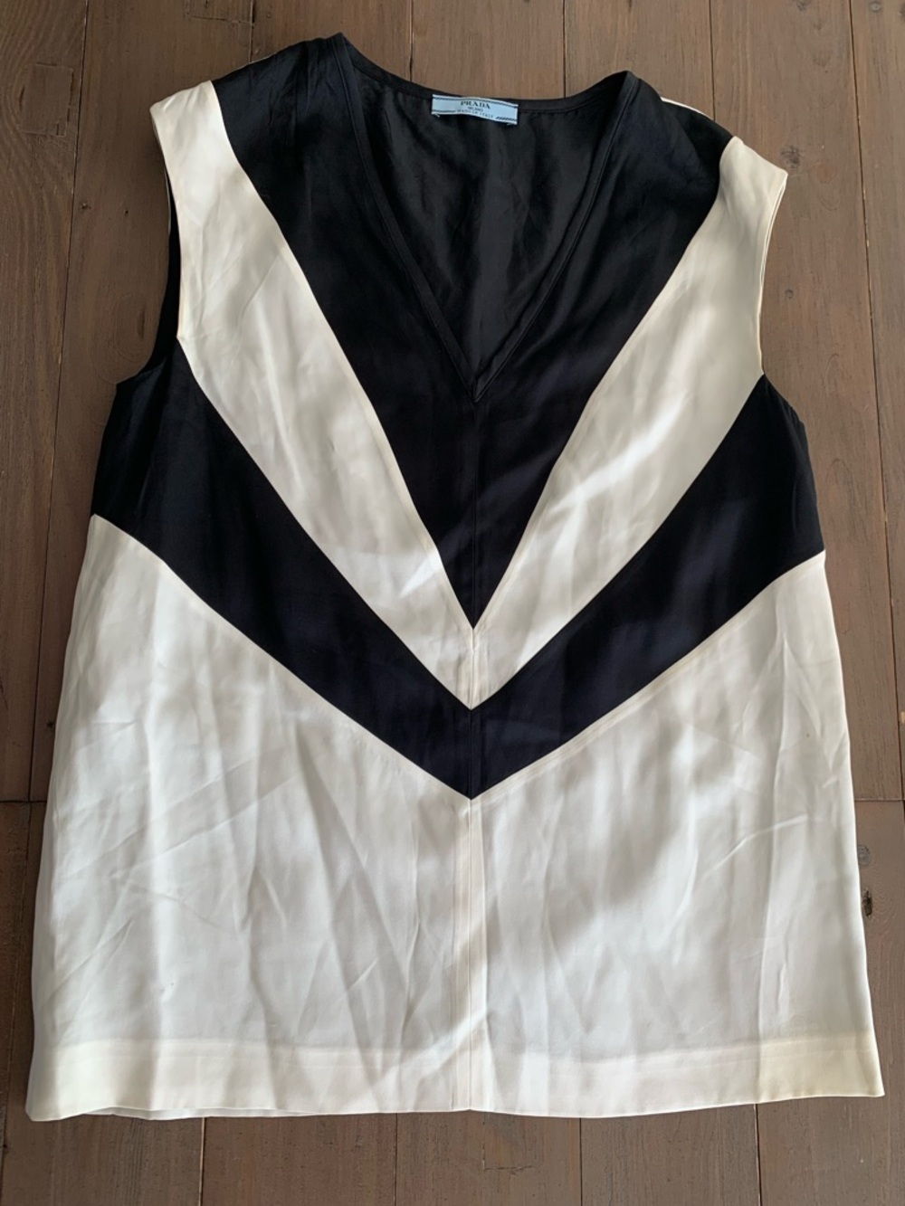 Prada v neck sleeveless silk top blouse